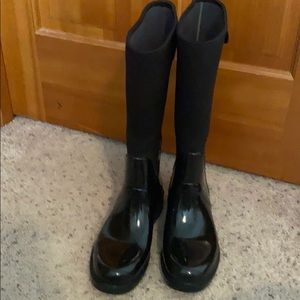 Tara M. Rain boots
